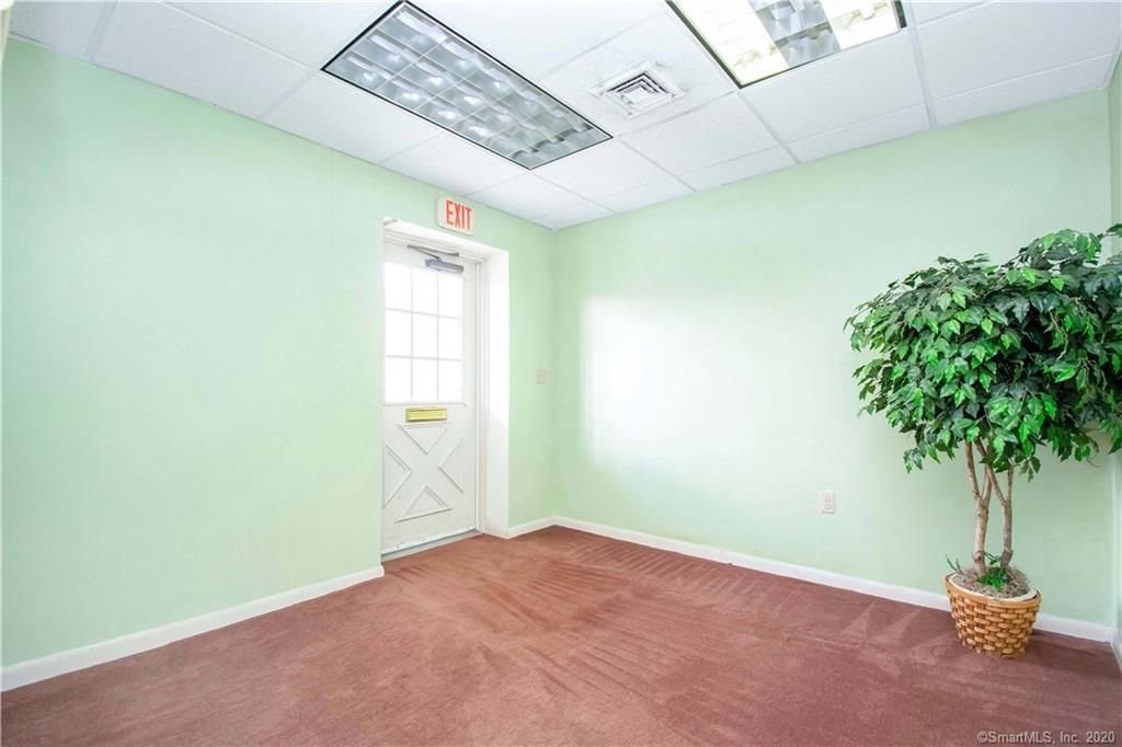 141 Hazard Ave, Enfield, CT 06082